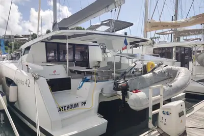 Image de Caribbean Dream: Sun-Kissed Sailing Adventure from Guadalupe, Grande-Terre