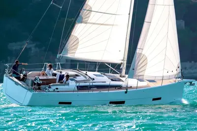 Image de Sun-Kissed Sailing Adventure in Islas Sarónicas