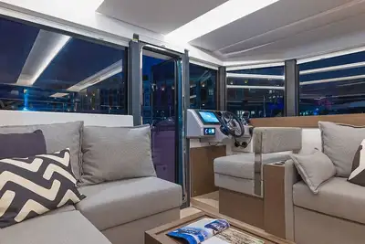 Image de Sun-Kissed Sailing Adventure in Islas Sarónicas