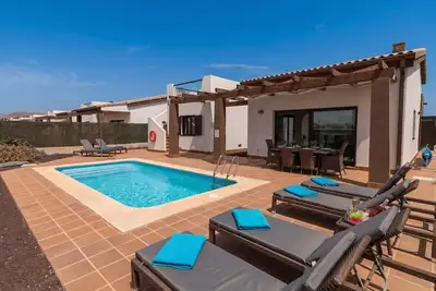 Image de GuestReady - Luxury Villa with Private Pool