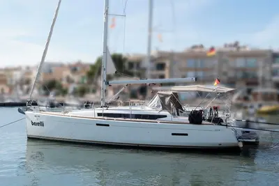 Image de Sun-Kissed Sailing Adventure in Islas Baleares, Mallorca