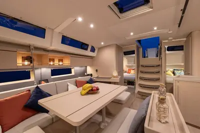 Image de Caribbean Dream: Sun-Soaked Sailing Adventure from Antigua and Barbuda