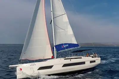 Image de Caribbean Dream: Sun-Soaked Sailing Adventure from Antigua and Barbuda