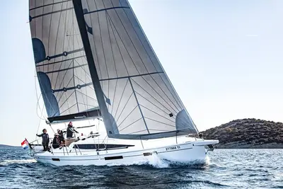 Image de Sibenik Sun and Beach Sailing Extravaganza: A Croatian Coastal Adventure