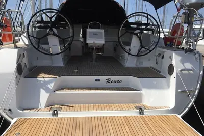 Image de Sun-Kissed Sailing Adventure in Islas Esporadas