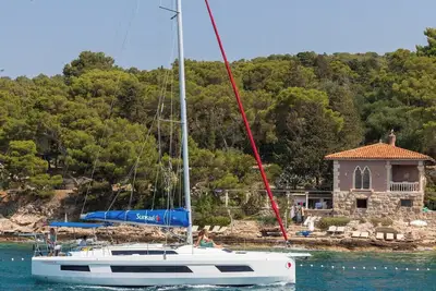 Image de Sun-Kissed Sailing Adventure in Islas Sarónicas
