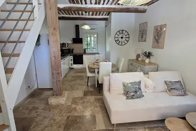 Image de Charmant gite cosy dans partie de Mas Provençal indépendant