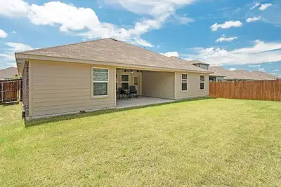 Image de Escape the city w/o sacrificing comfort! No stairs, spacious home in Alvarado.