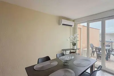 Image de T2 cosy avec terrasse à Sainte-Marie