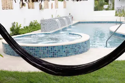 Image de New -Modern 3 bedroom, 2 bathroom house near beach
