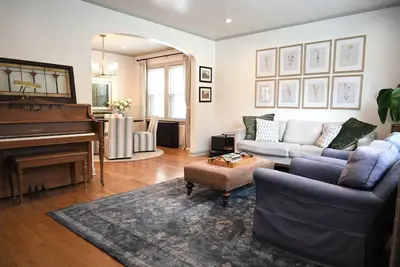 Image de Chicago Home with gym - 15 min to O’Hare & Rosemont