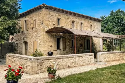 Image de Maison avec piscine privée