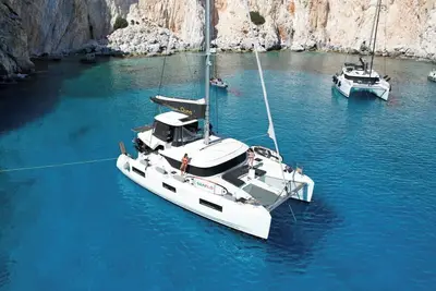 Image de Sun-Kissed Sailing Adventure in the Stunning Islas Cícladas