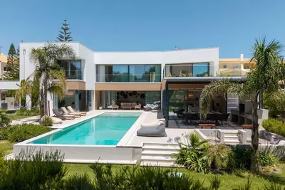 Image de Villa Shakira - Fabulous villa with swimming pools, 100 m from the beach