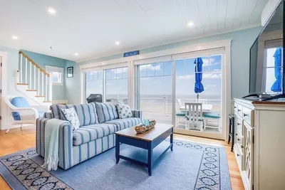 Image de Oceanfront Home with Private Beach on Cape Cod