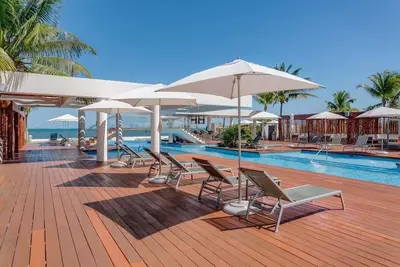 Image de Relaxing Escape Private Beach and Rooftop