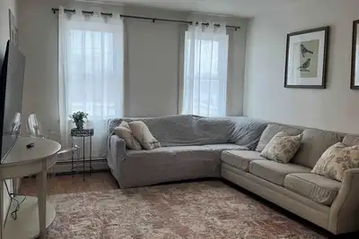 Image de Stylish Beach Apartment | Beach Access | Sleeps 6