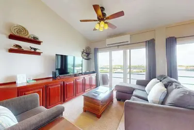 Image de Sunny waterfront villa with outdoor pool, balcony, & Ac