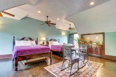 Image de Riverfront Suite, Lovely View, Partial Ac, WiFi & Pool