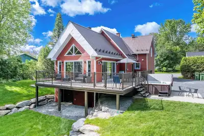Image de Spa, Billard & Bord de l'eau | Terrasse Lac Aylmer