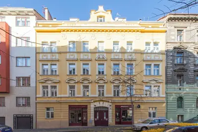 Image de Chic & Bright Vinohrady Penthouse, City Center, Parking