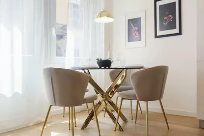 Image de Duomo & Corso Magenta Luxury Duplex Suite | 2br, 2 Baths, Sleeps 6 - Via Nirone 8