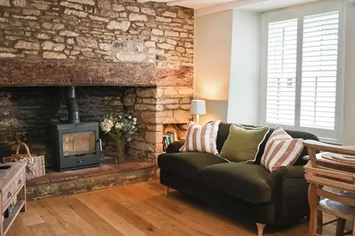 Image de The Snug at Sherston, Cosy Cotswold Cottage close to Westonbirt, Sleeps 4