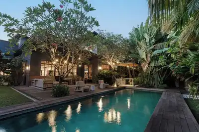 Image de 5br Luxe Canggu Villa - Pool, Outdoor Spaces and Gym