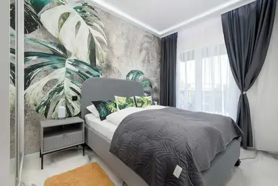 Image de Stylish Apartment with Parking | Balcony | Air Conditioning | By the River