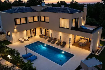 Image de Awesome home in Kringa