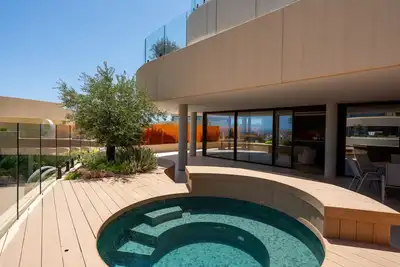 Image de Higueron South Residences - Sophisticated Designer