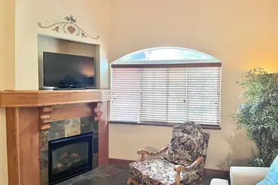 Image de 3052/54 | Spacious 2br Villa | Near Park City Ski