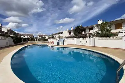 Image de Maison chaleureuse avec piscine - 4 pers.