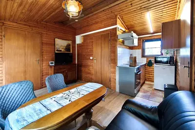 Image de \"Sonnenschein\" Vacation Rental with a Terrace Near the Sandy Beach in Loddin