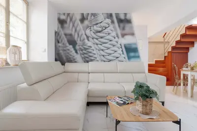 Image de Spacious Apartment in the Heart of Gdansk | 2 Bedrooms