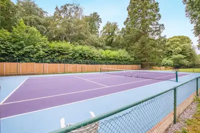 Image de 6 Bed in Haslemere (oc-c34083)