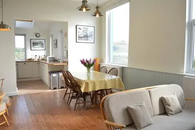 3 Bed in Aberystwyth (oc-bow115)