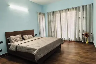 Image de Comfy Corner | Cozy 3br Retreat with Private Balcony