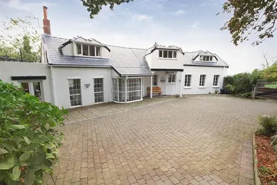Image de 4 Bed in Penmaen (oc-hh86)