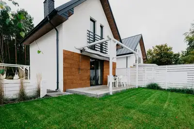 Image de Grande maison de vacances, sauna, jacuzzi