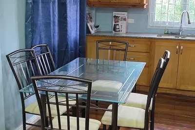 Image de 2-bedroom apartment in soothing Herstelling, East Bank Demerara with Ac