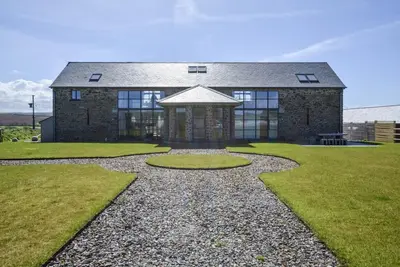 Image de 6 Bed in Hartland (oc-b35044)