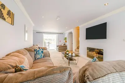 Image de 5 Bed in Perranporth (oc-y34871)