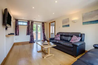 Image de 3 Bed in Bridport (oc-perea)
