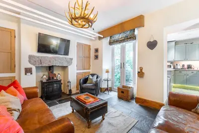 Image de 3 Bed in Windermere (oc-lr164)