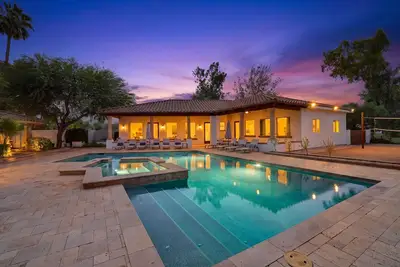 Image de Luxury Golf Estate with Speakeasy, Pool & Pickleball
