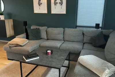 Image de Newer townhouses in a quiet, child-friendly neighborhood close to the ocean