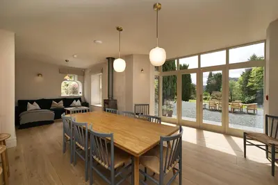 Image de 5 Bed in Grasmere (oc-lr242)