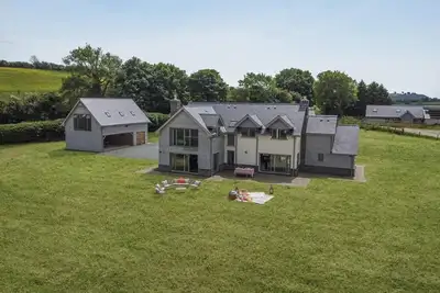Image de 4 Bed in Banks Head (oc-h43280)
