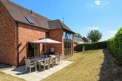 Image de 4 Bed in Stratford -upon- Avon (oc-cc067)